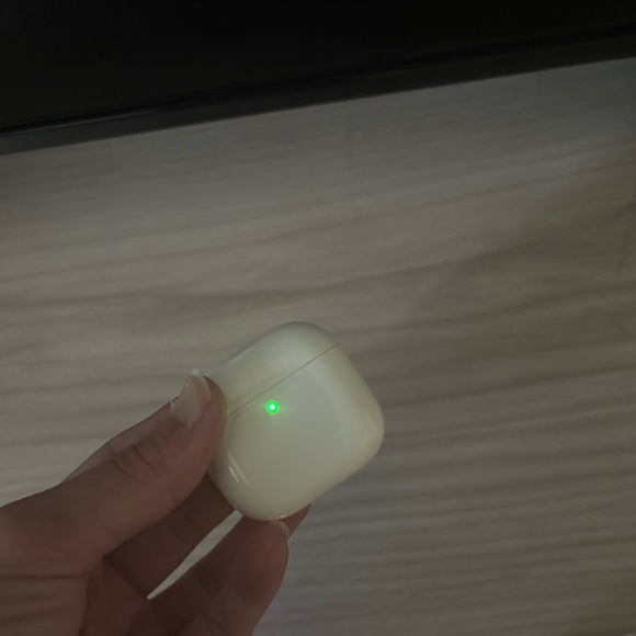 Apple Other - Apple AirPods 4th Gen, CASE & CORD ONLY